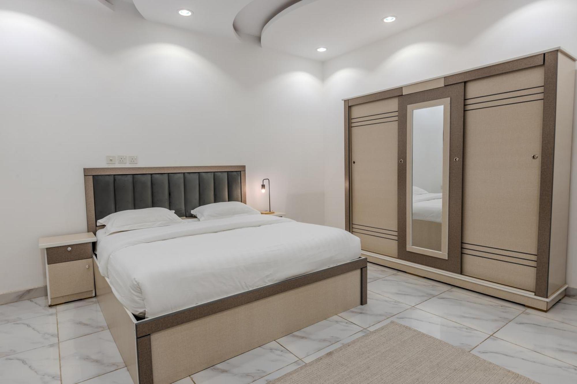 Luxurious Family 3 Bedroom Apartments 10 Mins Drive To Al-Masjid Nabawi - Nozol Noor 1 메디나 외부 사진